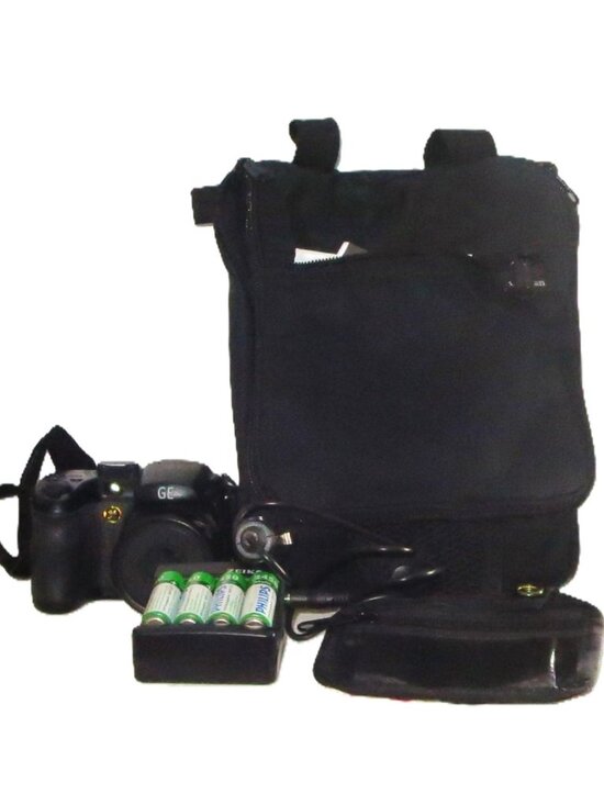 GE Other - GE Digital Bridge Camera X500 With LL Bean Carry Case Battery Charger